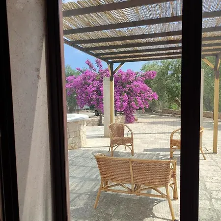 Дом отдыха I Trulli Di Nonno Oronzo Монополи